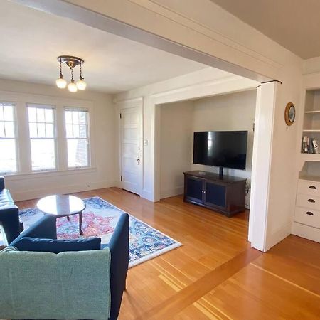 Historic Downtown Riverview Flat, No 3 Astoria Esterno foto